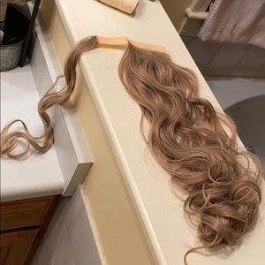 22” Ash Blonde Ponytail extension
